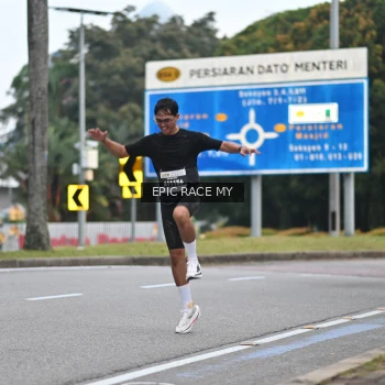 Runner Photo 3998330