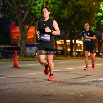 Runner Photo 3998357