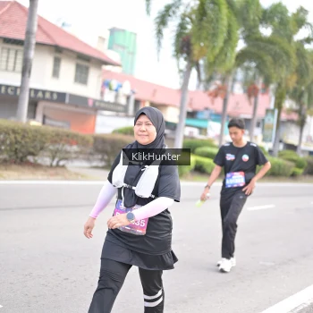 Runner Photo 3998370