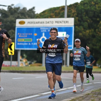Runner Photo 3998374