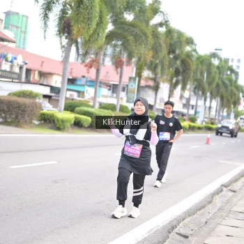 Runner Photo 3998379