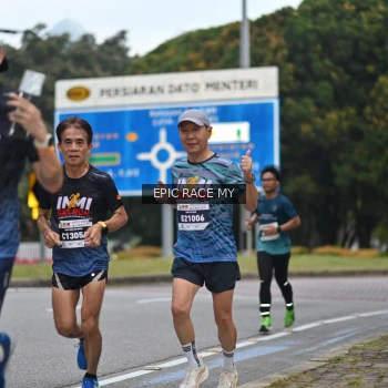 Runner Photo 3998392