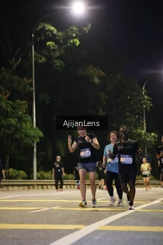 Runner Photo 3998436