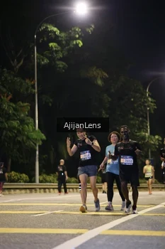 Runner Photo 3998449