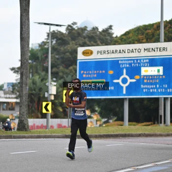 Runner Photo 3998458