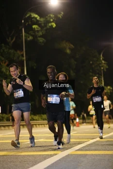 Runner Photo 3998473