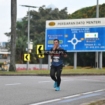 Runner Photo 3998494