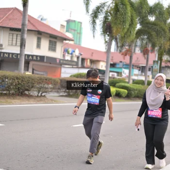 Runner Photo 3998524