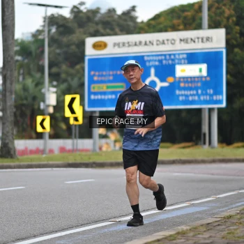 Runner Photo 3998551