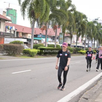 Runner Photo 3998566