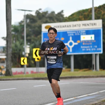 Runner Photo 3998568