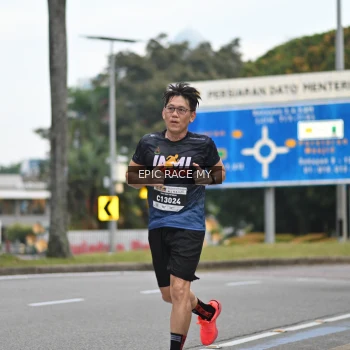 Runner Photo 3998570