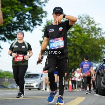 Runner Photo 3998575