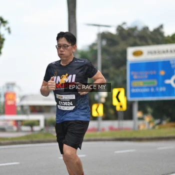 Runner Photo 3998581
