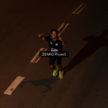 Runner Photo 3998607