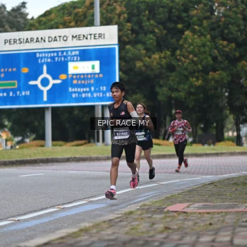 Runner Photo 3998622