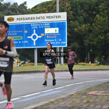 Runner Photo 3998642