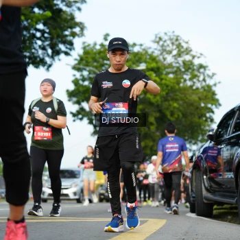 Runner Photo 3998646