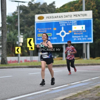 Runner Photo 3998674