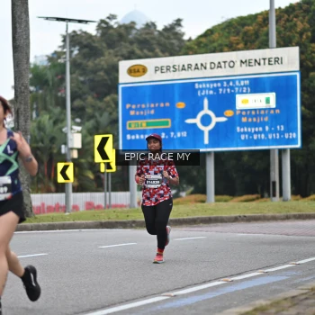 Runner Photo 3998678