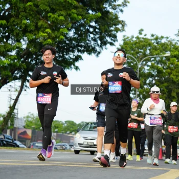 Runner Photo 3998679