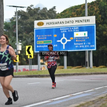 Runner Photo 3998690