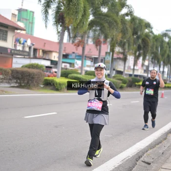 Runner Photo 3998695