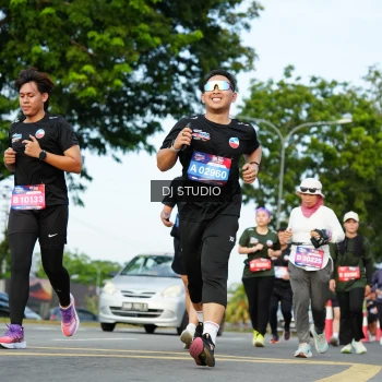 Runner Photo 3998696
