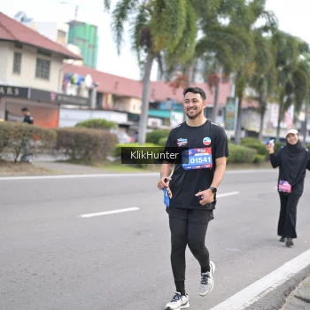 Runner Photo 3998734