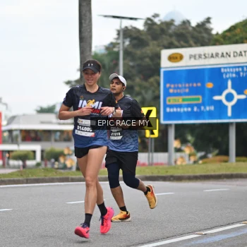 Runner Photo 3998749