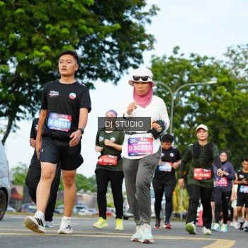 Runner Photo 3998753