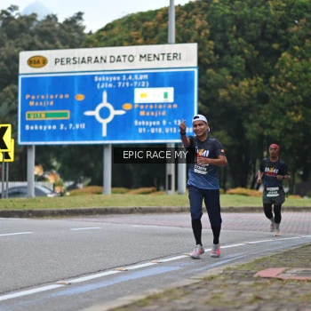 Runner Photo 3998764