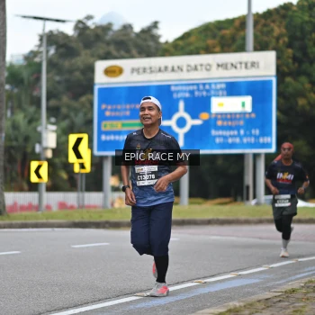 Runner Photo 3998774