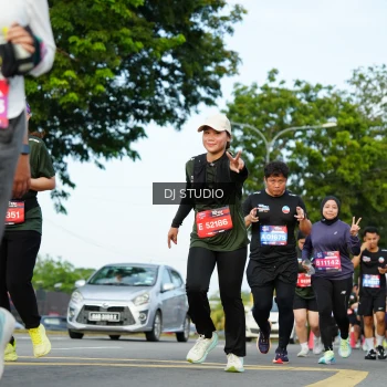 Runner Photo 3998790