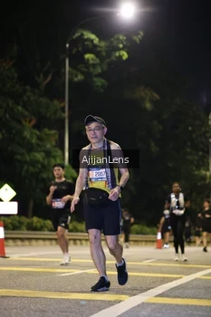 Runner Photo 3998827
