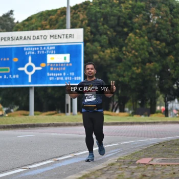 Runner Photo 3998833