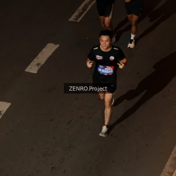 Runner Photo 3998863