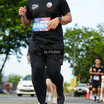 Runner Photo 3998870