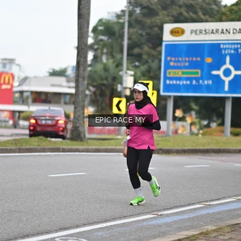 Runner Photo 3998881