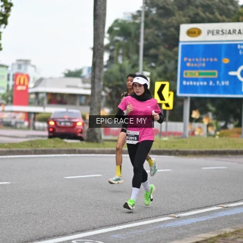 Runner Photo 3998885