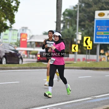 Runner Photo 3998890