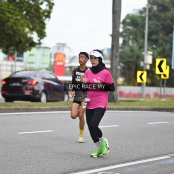 Runner Photo 3998891