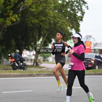 Runner Photo 3998893