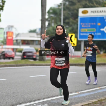 Runner Photo 3998899