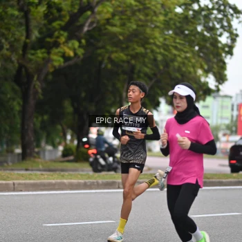 Runner Photo 3998904