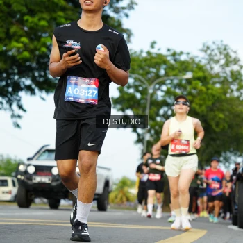 Runner Photo 3998915