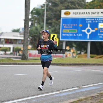 Runner Photo 3998946