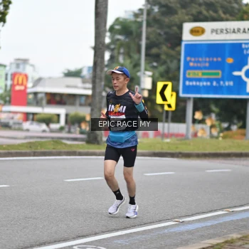 Runner Photo 3998949