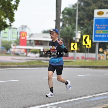 Runner Photo 3998953