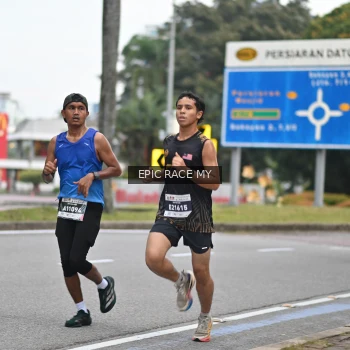 Runner Photo 3998969